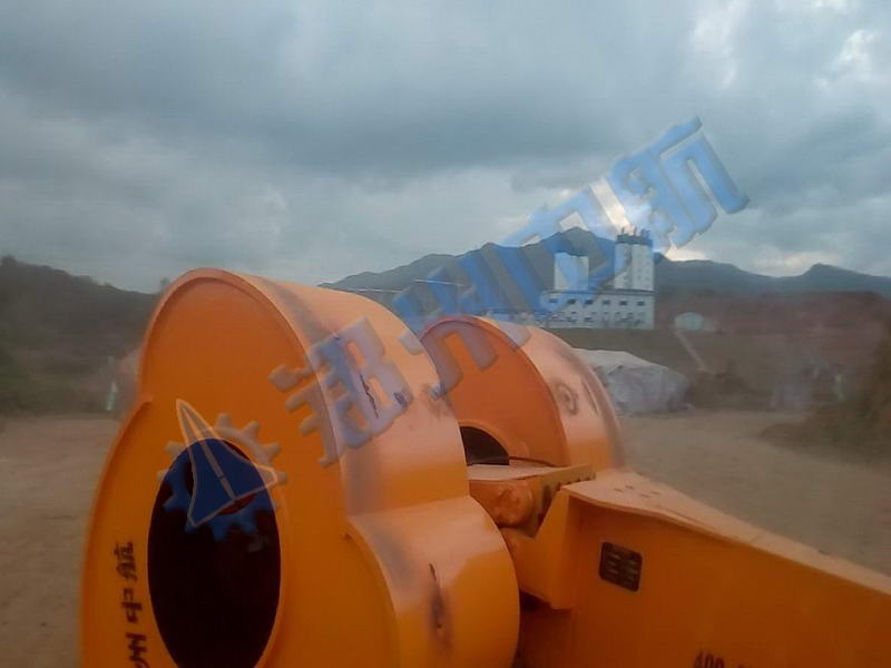 中航?jīng)_擊式壓路機駐海南?？谵k事處